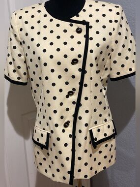 Kasper Cream and Black Polka Dot Short Sleeve Blazer